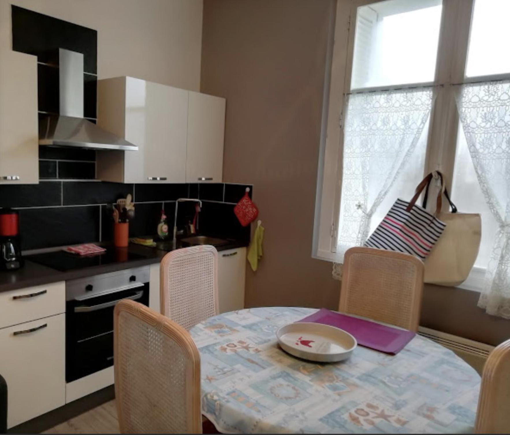 46 Avenue Pasteur